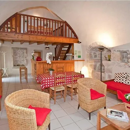 Vakantiehuis Les Buis 2/3 Personnes A Conques La Canourgue
